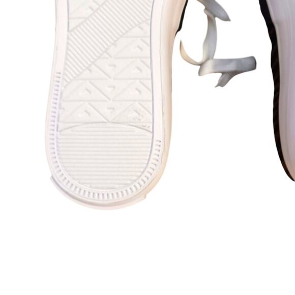 NEW! GUESS Tiger Animal Print Sneakers Womens 8 Brown Velour Avant Garde Glam - Picture 9 of 16